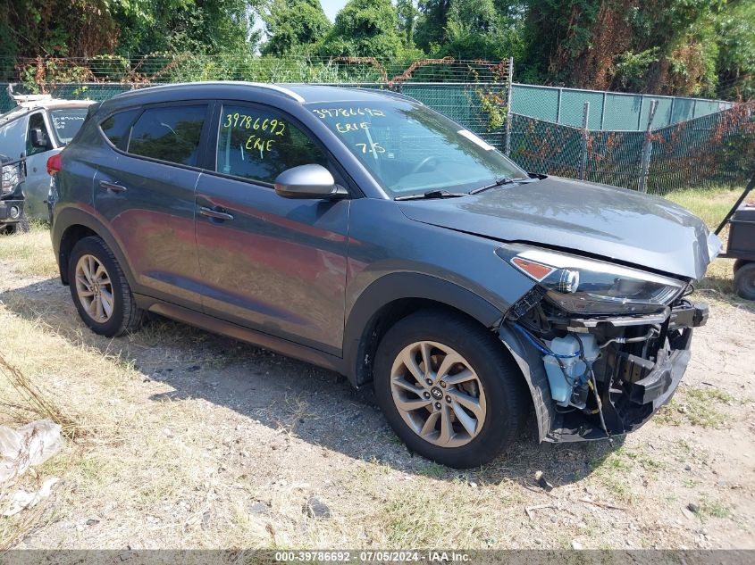 2016 HYUNDAI TUCSON SE