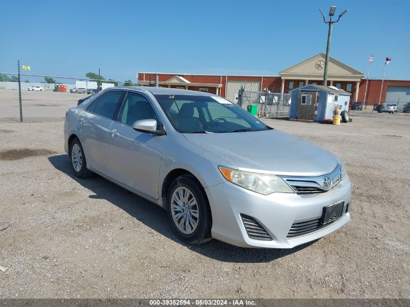 2013 TOYOTA CAMRY LE