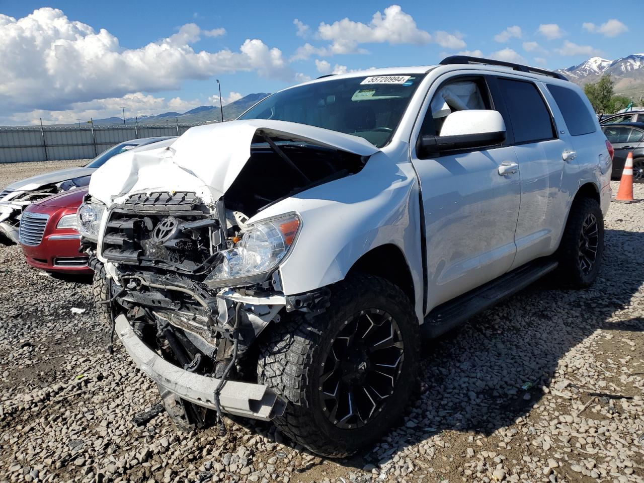 2012 TOYOTA SEQUOIA SR5