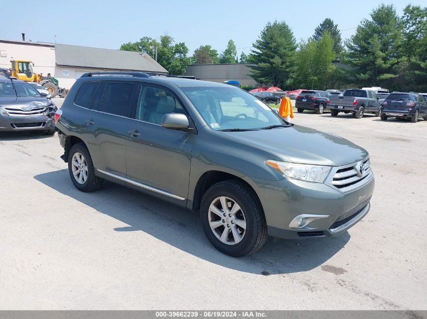 2013 TOYOTA HIGHLANDER SE V6