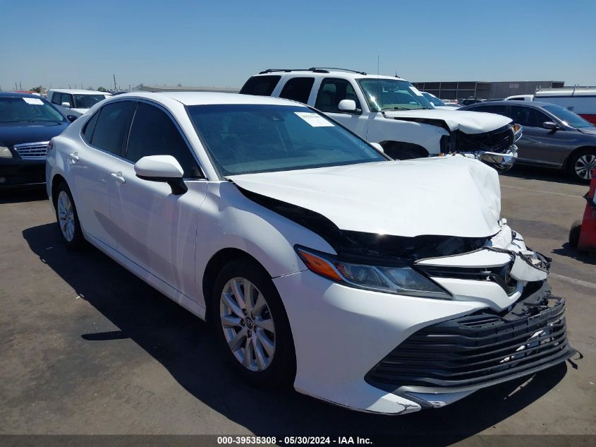 2018 TOYOTA CAMRY LE