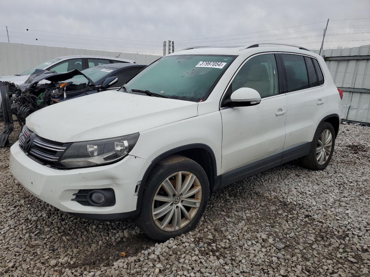 2015 VOLKSWAGEN TIGUAN S