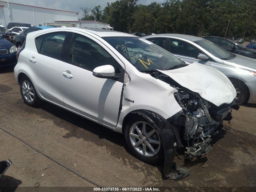 2016 TOYOTA PRIUS C FOUR