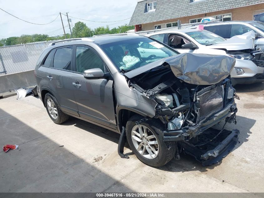 2014 KIA SORENTO LX