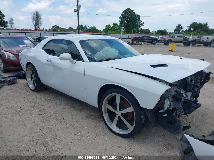 2016 DODGE CHALLENGER SXT