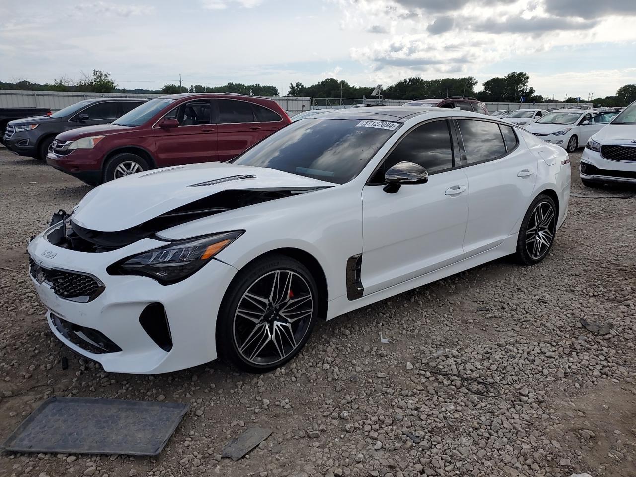 2022 KIA STINGER GT1