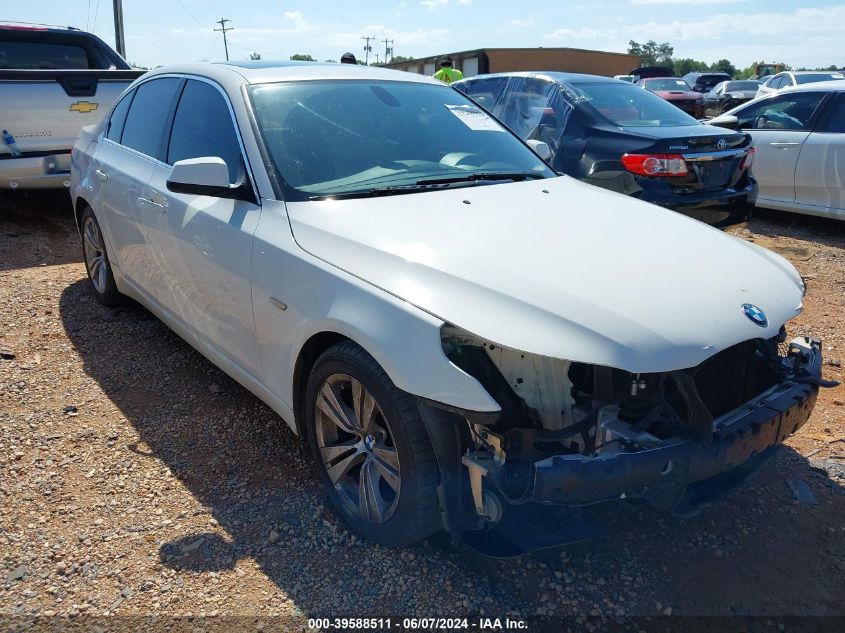 2010 BMW 528I