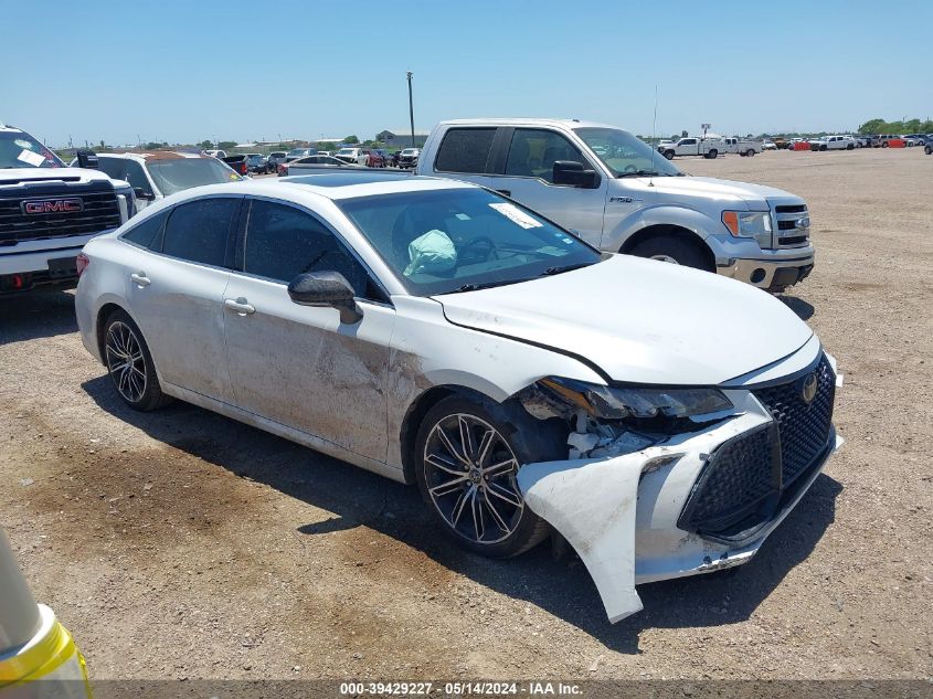 2019 TOYOTA AVALON XSE