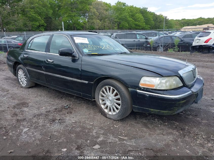 2010 LINCOLN TOWN CAR SIGNATURE LIMITED