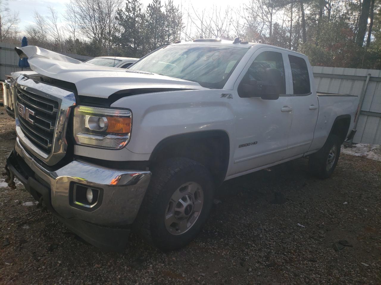 2015 GMC SIERRA K2500 SLE