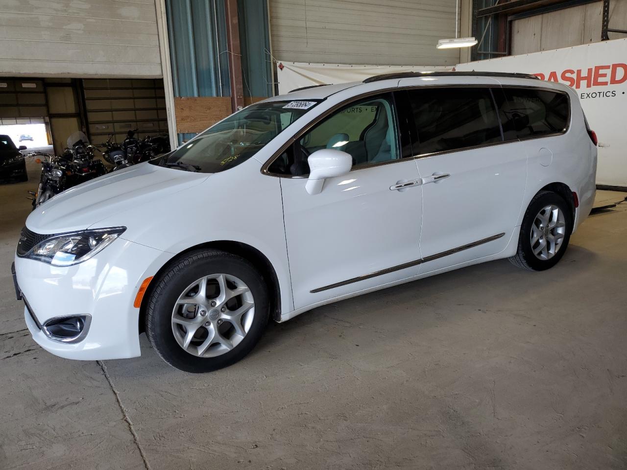 2017 CHRYSLER PACIFICA TOURING L PLUS