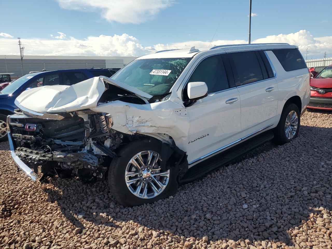 2023 GMC YUKON XL K1500 SLT