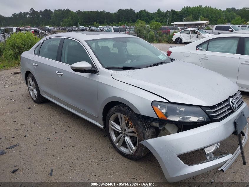 2012 VOLKSWAGEN PASSAT 2.0L TDI SE