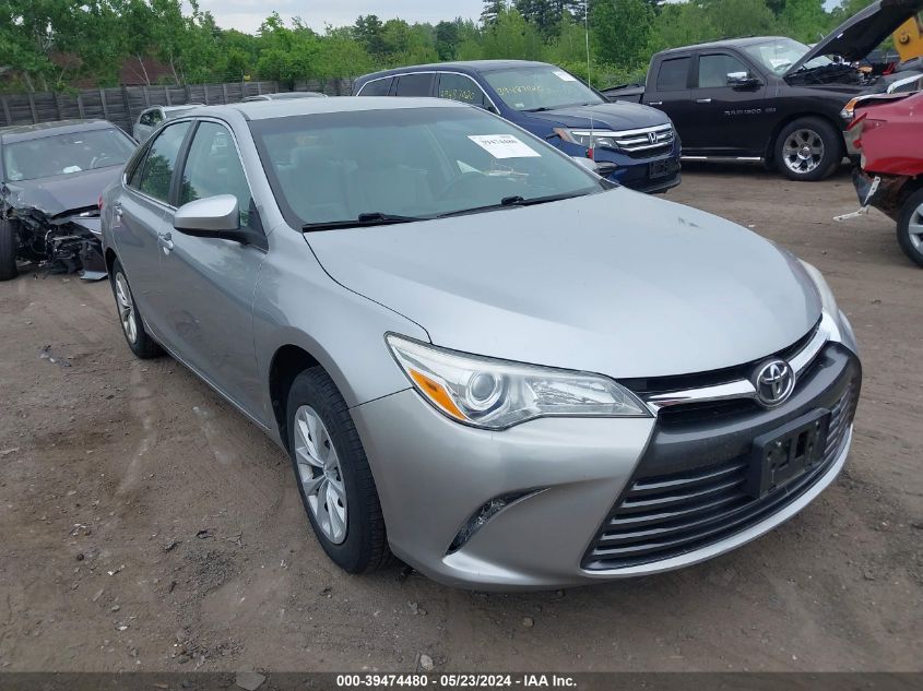 2015 TOYOTA CAMRY LE