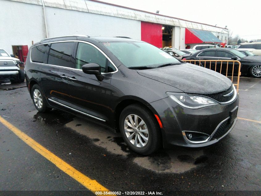 2019 CHRYSLER PACIFICA TOURING L