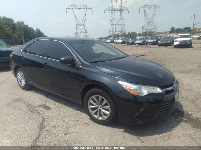 2015 TOYOTA CAMRY LE