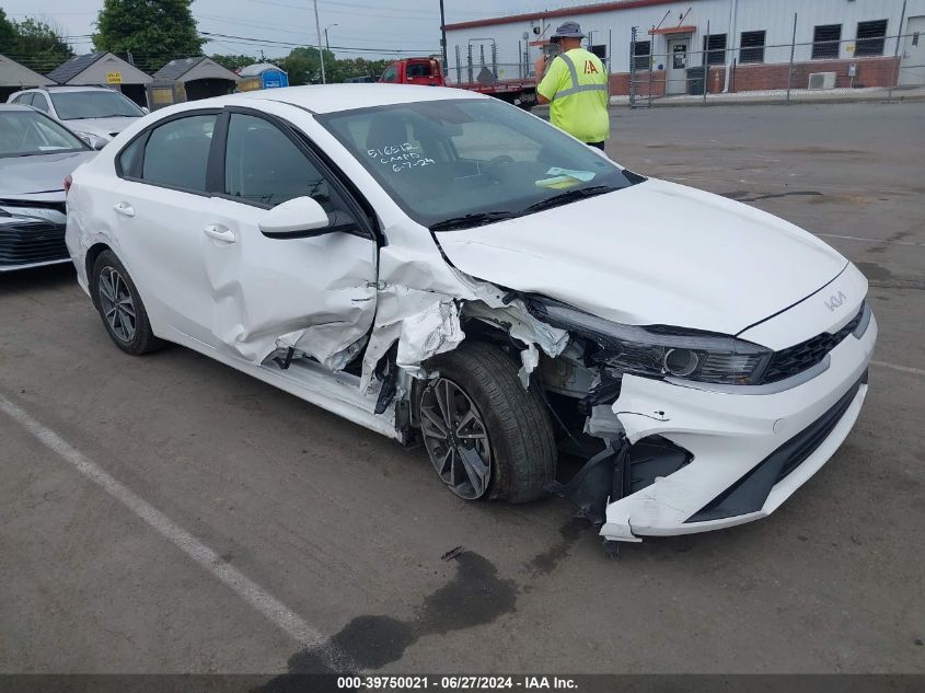 2023 KIA FORTE LXS