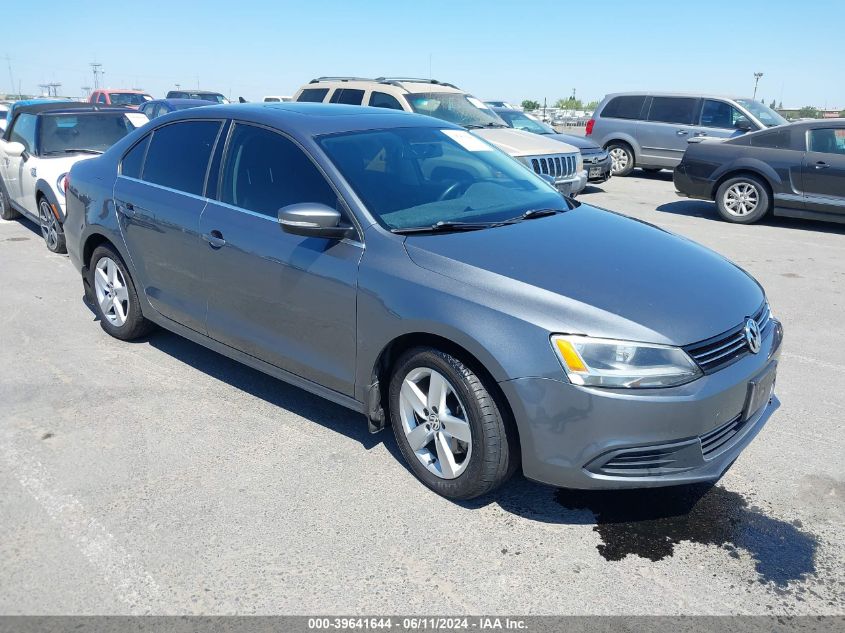 2014 VOLKSWAGEN JETTA 2.0L TDI