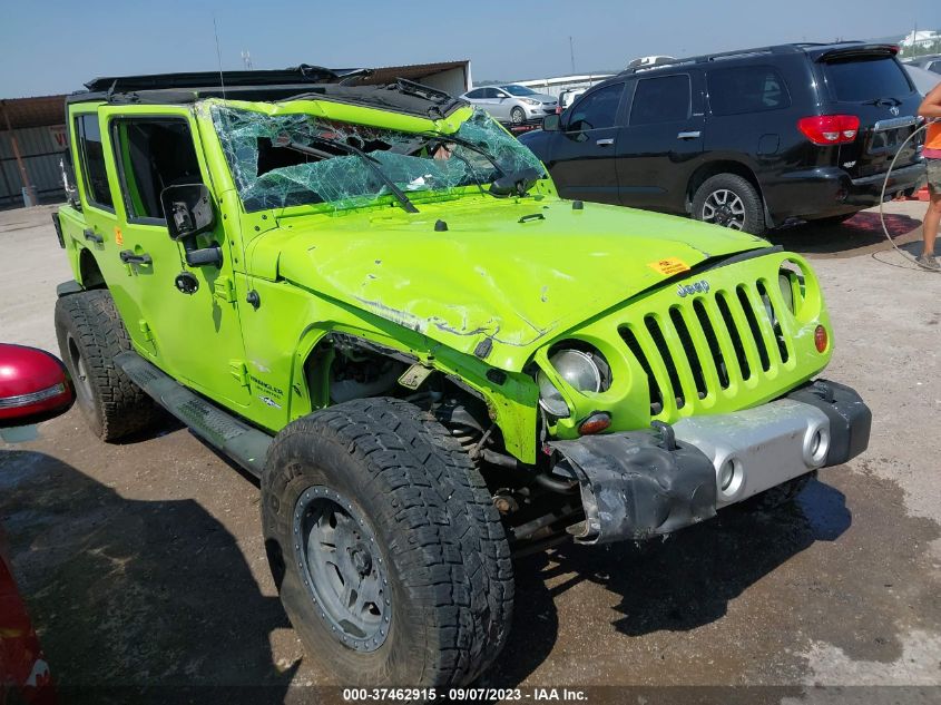 2013 JEEP WRANGLER UNLIMITED SAHARA