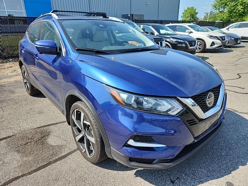 2022 NISSAN ROGUE SPORT SL