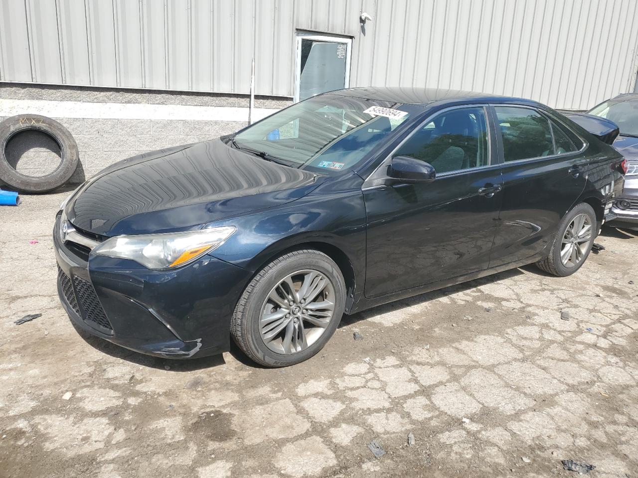 2015 TOYOTA CAMRY LE