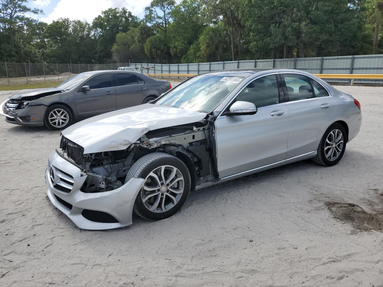 2015 MERCEDES-BENZ C 300