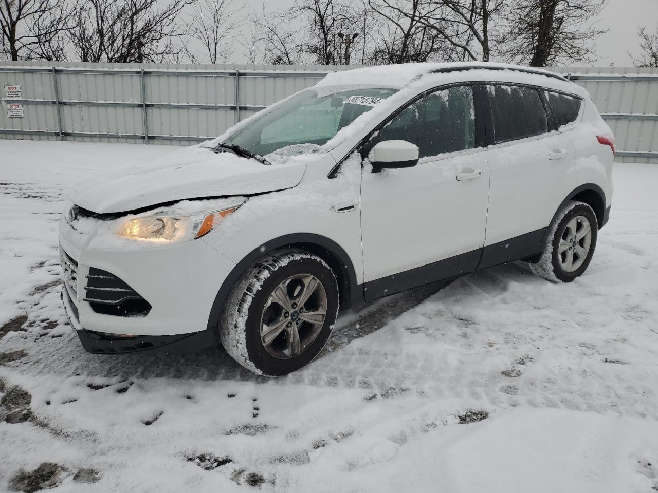 2016 FORD ESCAPE SE