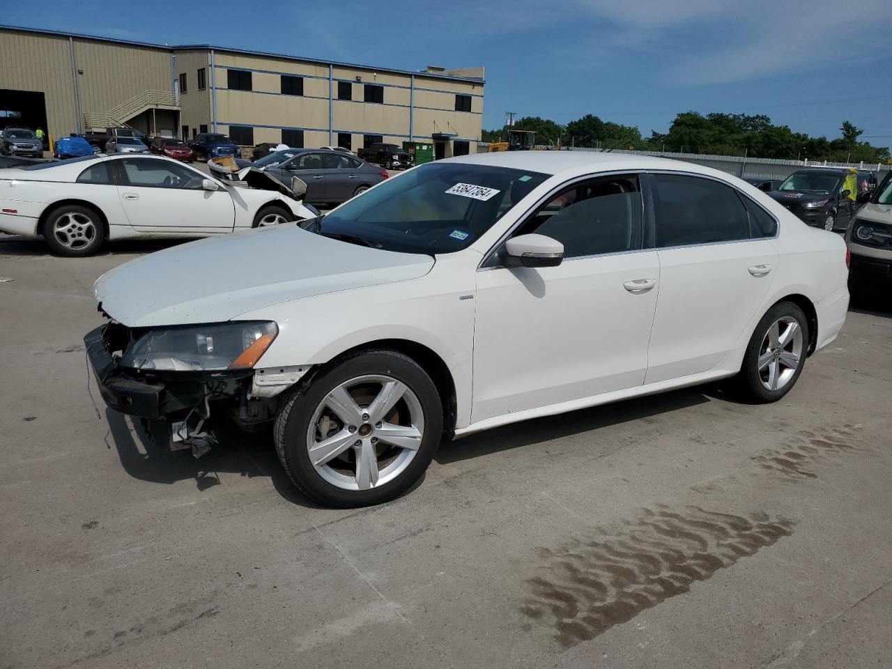 2014 VOLKSWAGEN PASSAT S