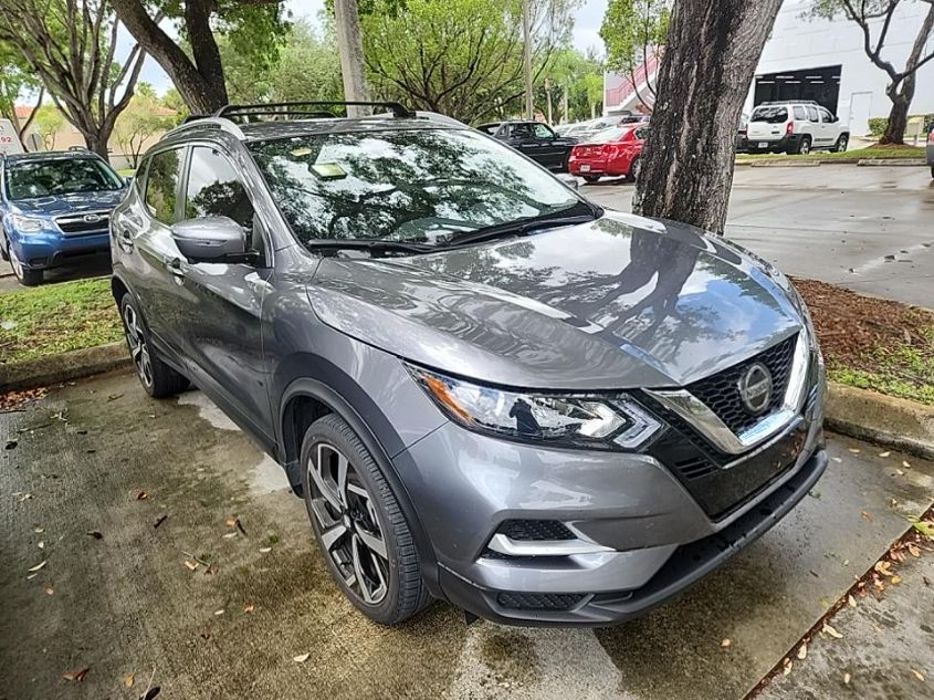 2022 NISSAN ROGUE SPORT SL