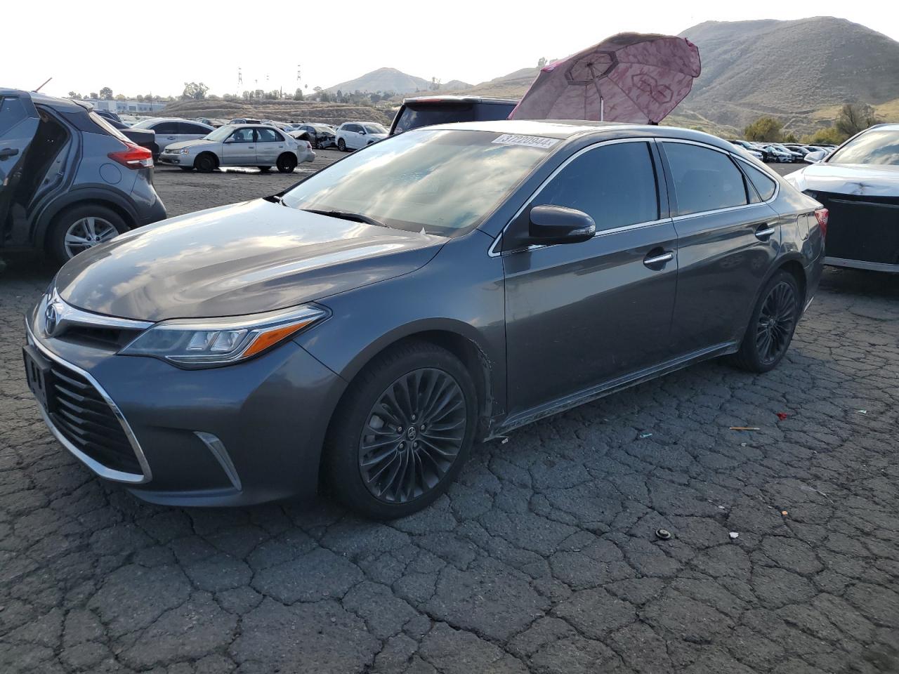 2016 TOYOTA AVALON XLE