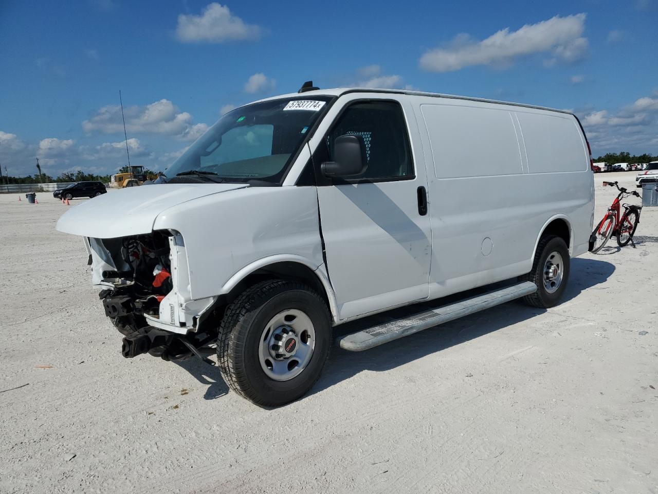 2021 GMC SAVANA G2500