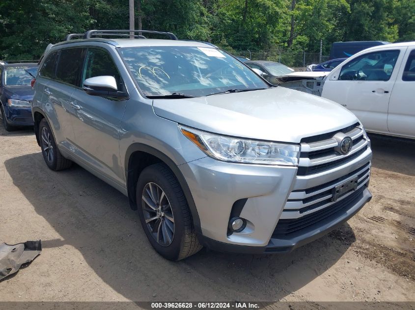 2018 TOYOTA HIGHLANDER XLE