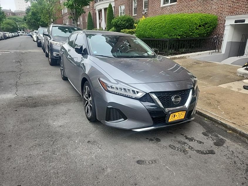 2021 NISSAN MAXIMA SV