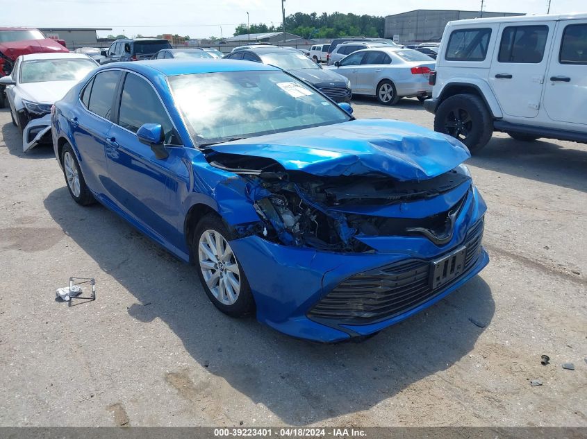 2019 TOYOTA CAMRY LE