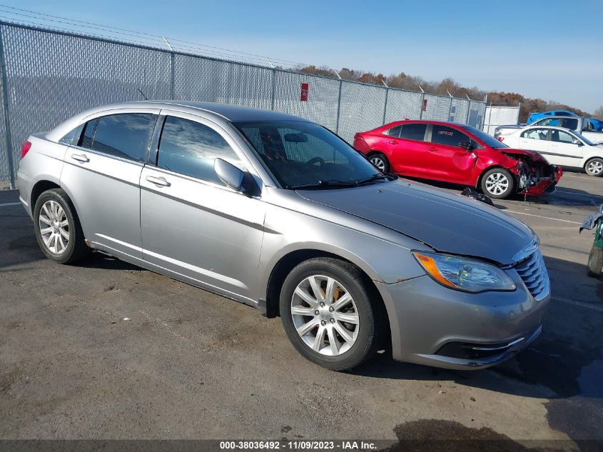 2014 CHRYSLER 200 TOURING