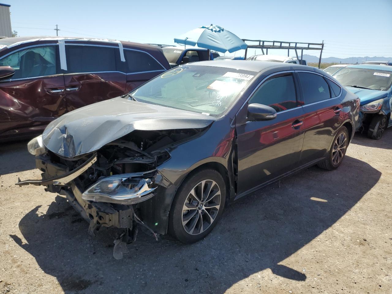 2017 TOYOTA AVALON XLE