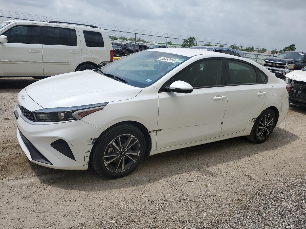 2023 KIA FORTE LX