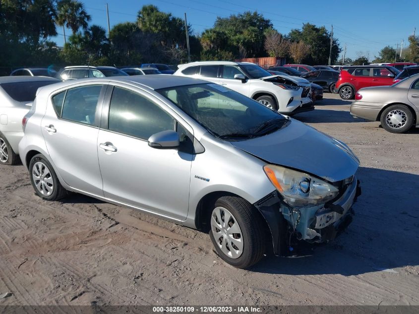 2013 TOYOTA PRIUS C ONE