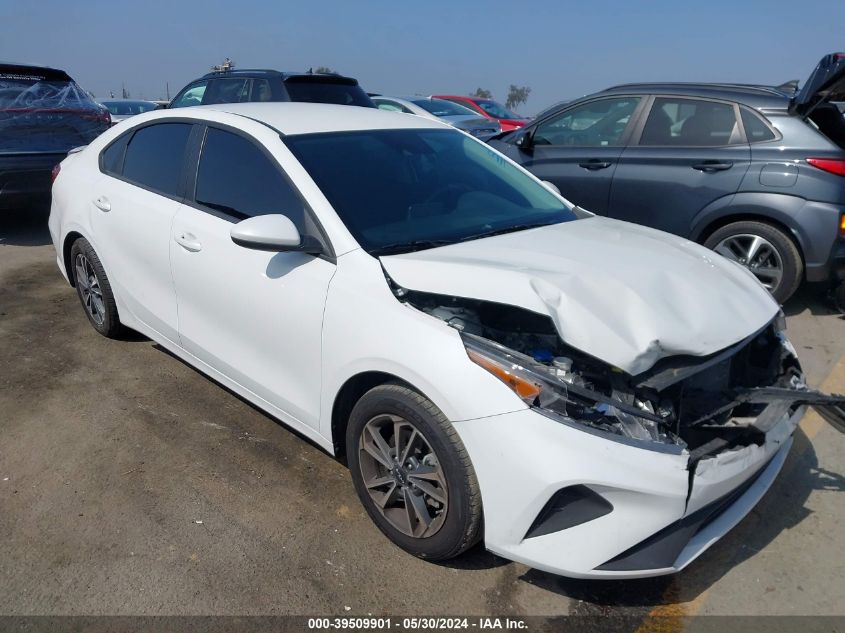 2022 KIA FORTE LXS