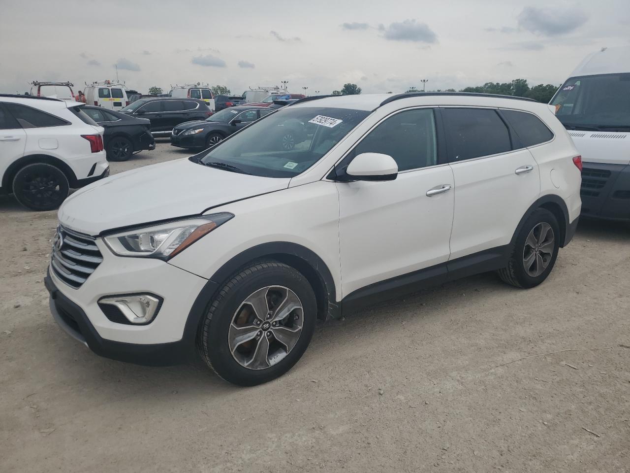 2016 HYUNDAI SANTA FE SE