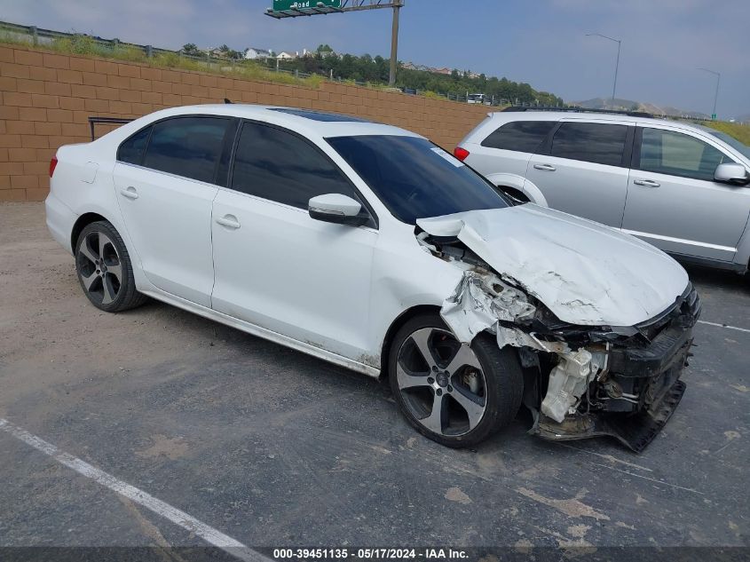 2015 VOLKSWAGEN JETTA 2.0L TDI SE