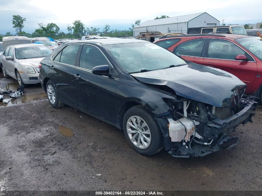 2015 TOYOTA CAMRY LE