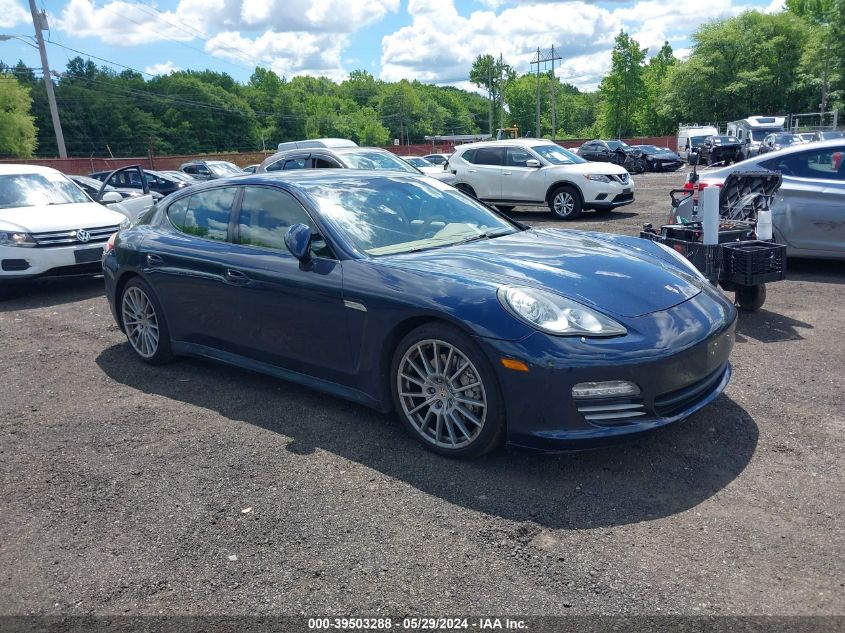 2011 PORSCHE PANAMERA 4