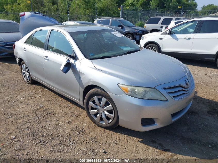 2011 TOYOTA CAMRY LE