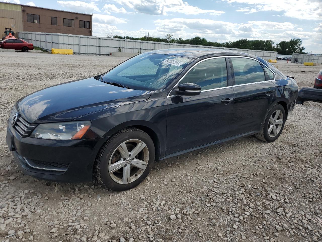 2013 VOLKSWAGEN PASSAT SE