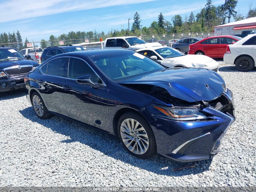 2019 LEXUS ES 300H