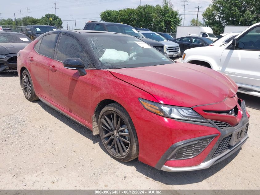 2024 TOYOTA CAMRY XSE