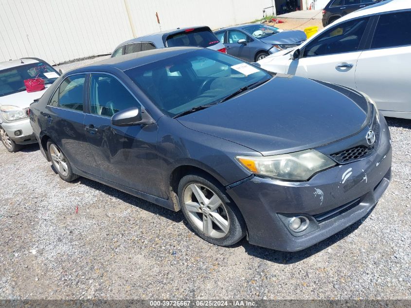 2013 TOYOTA CAMRY SE