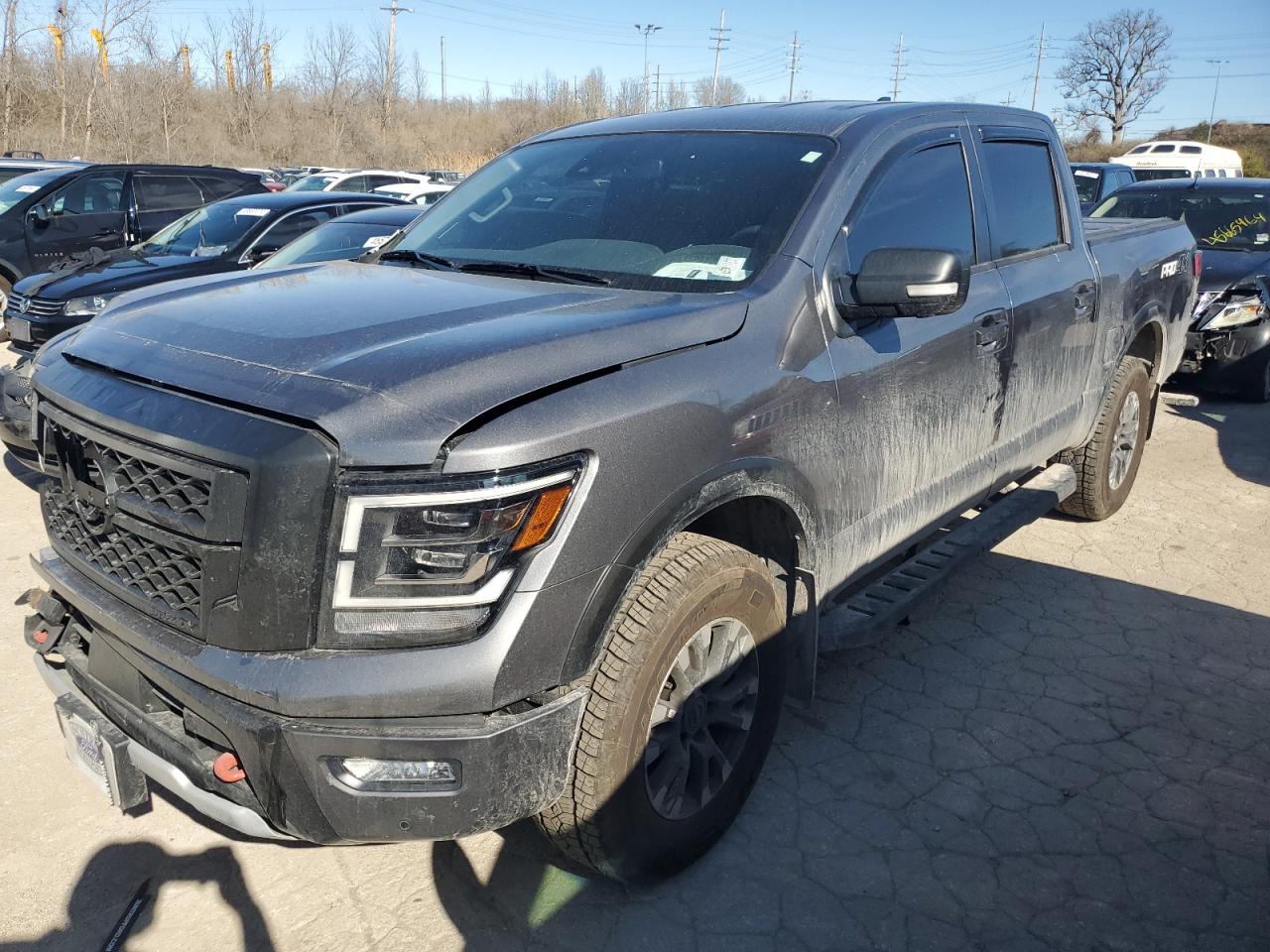 2023 NISSAN TITAN SV