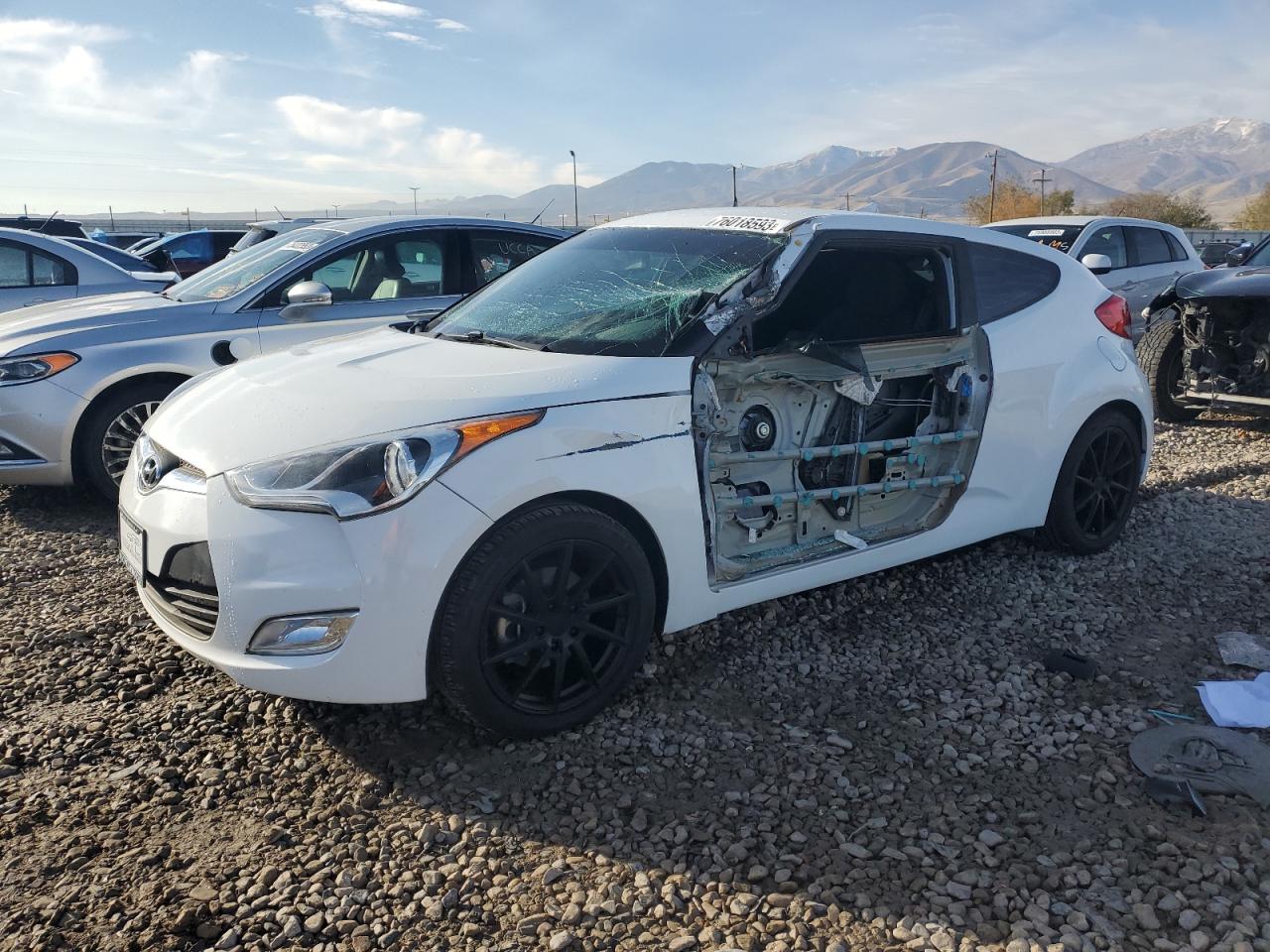 2017 HYUNDAI VELOSTER